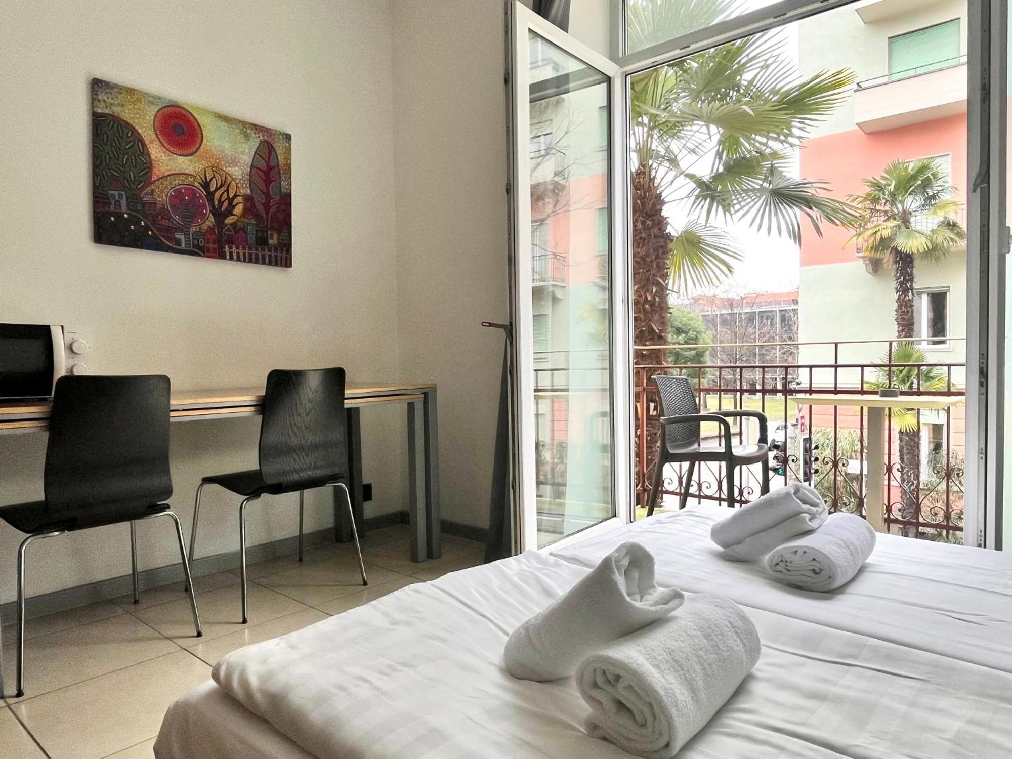 Guesthouse University By Lr - Self Check In Lugano Eksteriør billede