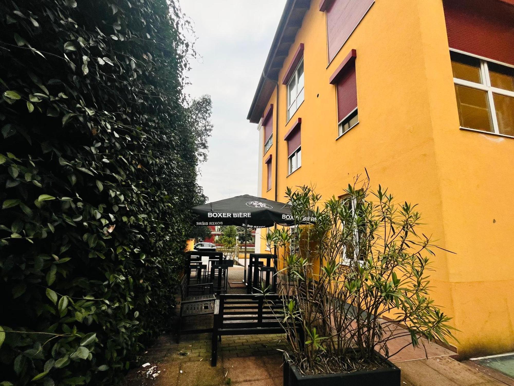 Guesthouse University By Lr - Self Check In Lugano Eksteriør billede