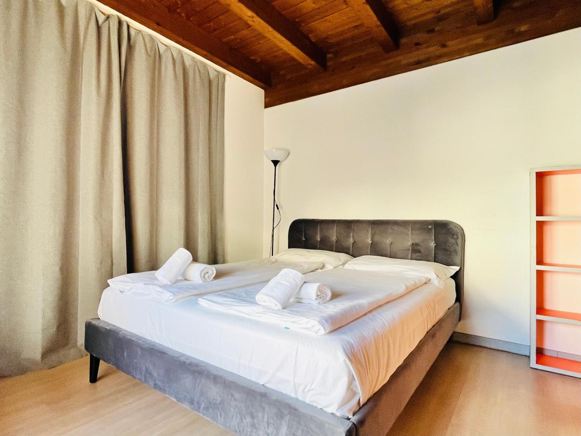 Guesthouse University By Lr - Self Check In Lugano Eksteriør billede